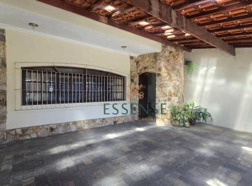 e82c8572e3f0c126160d24d8a8af7c9ab4054ced · Sobrado à Venda de 367m² na Vila Figueira em Suzano/SP: 03 dormitórios
