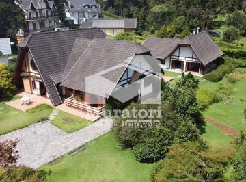 Casa · 425m² · 4 Quartos · Casa à venda no Alto do Capivari - Campos do Jordão