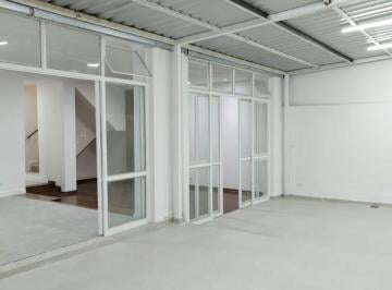 2022/03/ebe9a4d10029427369455e300898aa94.jpg · LOCAÇÃO /VENDA - CASA COMERCIAL DE ALTO PADRÃO NA VILA SÃO FRANCISO (ZONA SUL), PRÓXIMO AO SHOPPING 