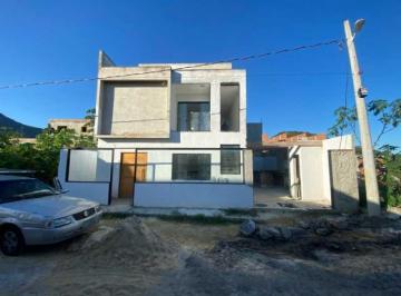 Casa · 120m² · 3 Quartos · 1 Vaga · Casa à venda - no Camorim