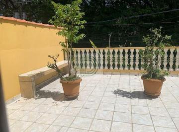 Casa · 150m² · 3 Quartos · 2 Vagas · Belo Sobrado à venda no Jardim Rizzo, com 150m²