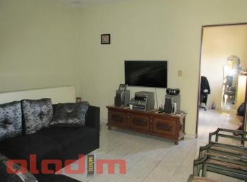 Casa · 125m² · 5 Quartos · 2 Vagas · CASA A VENDA NO JARDIM IPORA
