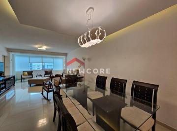 Apartamento · 216m² · 3 Quartos · 1 Vaga · Apartamento em Rua Galeão Carvalhal - Gonzaga - Santos/SP