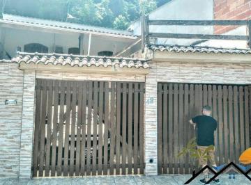 Casa · 200m² · 3 Quartos · 2 Vagas · Casa em  Travessa Mercantil - Parque Mambucaba (Mambucaba) - Angra dos Reis/RJ