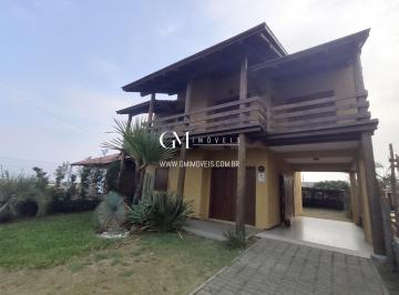 Casa · 180m² · 5 Quartos · 4 Vagas · Casa na Itapeva com 5 dormitórios Torres RS