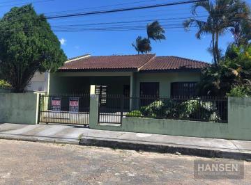 dcf2734cc8258dba42f1eed34ea474d8ca83233c · Casa com 1 suíte + 2 dormitórios para alugar, 140 m² por R$ 4.392/mês - Glória - Joinville/SC