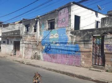 94389_30-1_084126.jpg · CASA COM 3 MORADIAS 