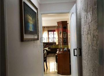 Casa · 130m² · 3 Quartos · 2 Vagas · CASA TÉRREA COM 02 DORMITÓRIOS, SENDO 01 SUÍTE E 2 VAGAS + EDÍCULA