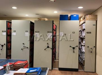 Comercial · 120m² · 1 Vaga · Conjunto comercial totalmente mobiliado, com escritórios completos, ar, 3 vagas e computadores.