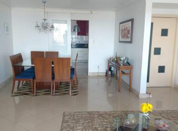Apartamento de 4 quartos, Salvador · Excelente 4 quartos bem localizado na Pituba