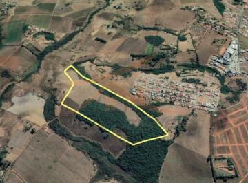 Photo_0 · 
                Área para construção de loteamento em ZEU (Zona de Expansão Urbana) próximo do bair