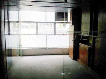 001_04200_00000_153690_2015051911143099.jpg · Comercial de 220m²