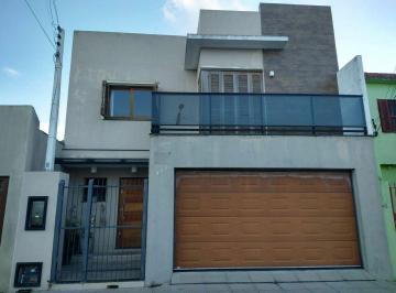 Casa · 160m² · 3 Quartos · 2 Vagas · Casa em  Rua Américo Vespucio - Nossa Senhora dos Navegantes - Rio Grande/RS