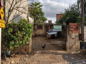 Casa Térrea Valo Velho Jardim Dom José terreno medindo 6,5 de frete por 50m da f · Valo Velho Jd Dom José terreno 277m² escriturado. NÃO DA FINANCIAM,ENTO