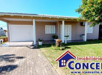 Casa de 3 quartos, Imbé · C311 - Linda residência de esquina no balneário Santa Terezinha