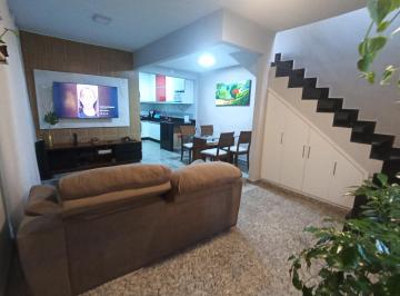 Casa de 3 quartos, Belo Horizonte · Casa á Venda , 3 Quartos no Santa Amélia.