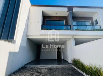 Casa · 157m² · 3 Quartos · 2 Vagas · Lindo Sobrado à Venda Com 3 Suítes e sacada na suíte frontal, em localização privilegiada do bairro 