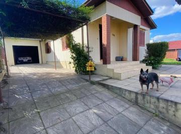 Casa · 700m² · 5 Quartos · 1 Vaga · Terreno com duas casas mistas - Novo Hamburgo