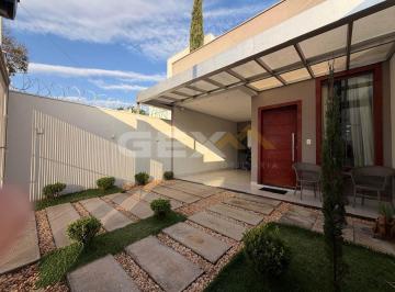 Casa · 97m² · 3 Quartos · 2 Vagas · Casa à Venda com 03 Quartos no Bairro Belvedere em Divinópolis MG.