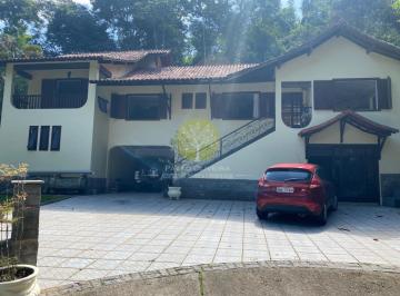 Casa · 400m² · 4 Quartos · 5 Vagas · ITAIPAVA - maravilhosa casa com 3 quartos em condomínio com fácil acesso