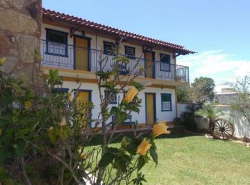 fachada estilo colonial! · Excelente casa Estação Tiradentes e venda com área de lazer e 6suítes!