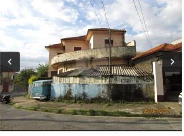 Área de Serviço · Terreno à venda em Vila paiva - SP