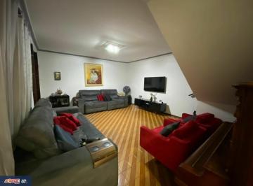 Casa · 293m² · 3 Quartos · 2 Vagas · Oportunidade Recisdencial
