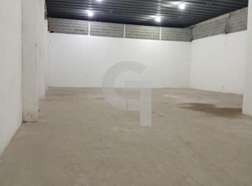 Foto 01 · Galpão com 422m² em localização estratégica em São Cristóvão.