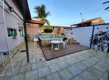 Casa com 4 quartos disponível para venda ou locação no Parque Califórnia - Campos dos Goytacazes, RJ · Casa em Parque California  -  Campos dos Goytacazes