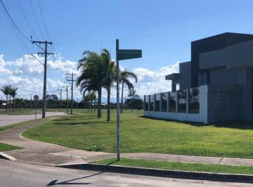 Terreno no Condomínio Alpha Campos · Terreno à venda no Condomínio Alphaville Campos em Campos RJ