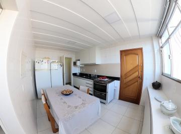 Vista de outro ângulo da cozinha · Apartamento com 03 quartos no Ed. Maison - Pelinca