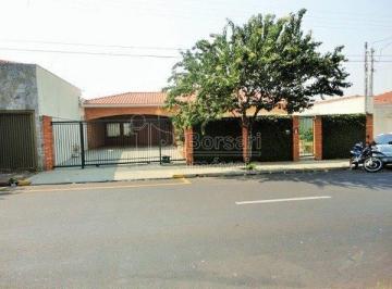 img0 · Casa de luxo no Centro de Araraquara | 4 dormitorios, 2 suites e 14 garagens