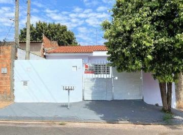 img0 · Casa Padrão em Araraquara