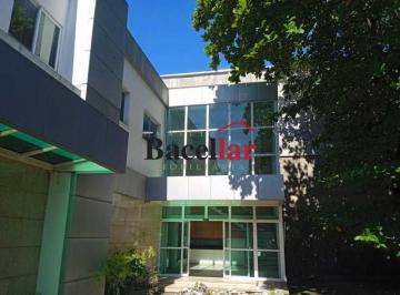 Comercial · 2560m² · 60 Vagas · Prédio - / Comercial / Vila Isabel