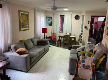 Casa · 93m² · 2 Quartos · 2 Vagas · Casa 2 quartos suítes, 2 vagas na Água Rasa