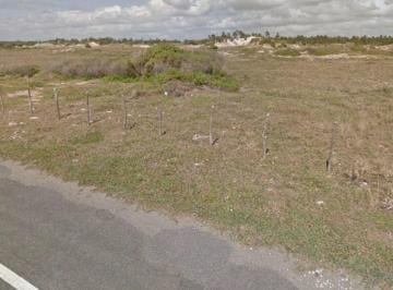 Terreno com escritura medindo 50 x 300 m na Rodovia Jose Sarney, frente mar. · Terreno com escritura medindo 50 x 300 m na Rodovia Jose Sarney, frente mar.