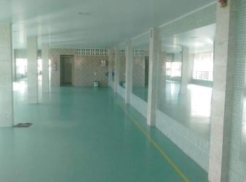 Comercial · 243m² · Ponto Comercial na Aruana