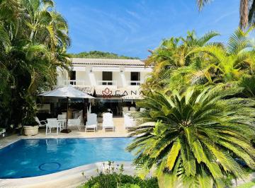 Casa · 400m² · 6 Quartos · 2 Vagas · Oportunidade! Linda casa com vaga de iate no Frade, em Angra