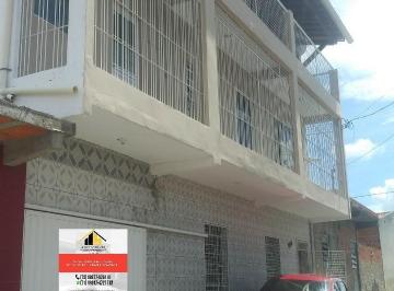 Casa de 4 quartos, Paulo Afonso · Sobrado com 4 suítes, 3 pavimentos, 1 vaga de garagem, no Centro