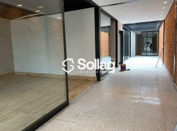 Comercial · 15m² · Excelente sala comercial para alugar na principal Avenida do Centro de Vinhedo com ótima visibilidad