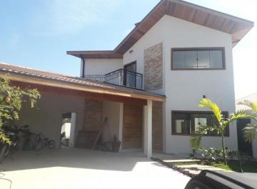 Casa · 425m² · 3 Quartos · 4 Vagas · Casa de condomínio em  R. Guimarães Rosa - Água Quente - Tremembé/SP