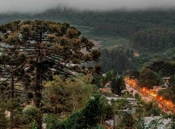 Terreno · 360m² · Lote em condomínio em RUA JOSÉ CABERLON - Várzea Grande - Gramado/RS