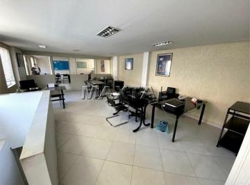 Comercial · 225m² · 2 Vagas · Prédio comercial para alugar, com 3 andares, 225m², na Água Fria, com piso frio em todos ambientes.