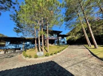 220546.jpg · Casa luxuosíssima com 8 suítes em condomínio exclusivo no Comary Teresópolis/RJ.