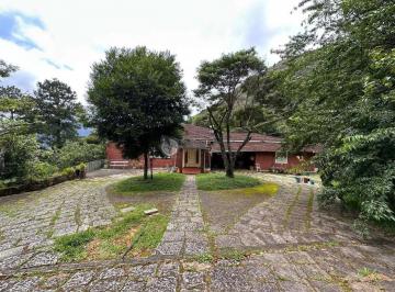 243206.jpg · Casa com 5 quartos sendo 3 suítes na Cascata dos Amores Teresópolis/RJ.
