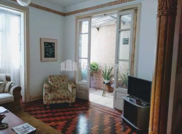 Apartamento · 150m² · 3 Quartos · Apartamento com três quartos em Copacabana, Ronald de Carvalho.