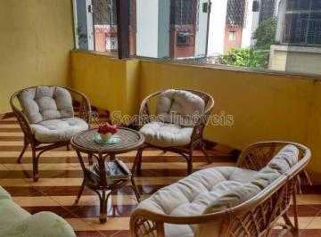 Casa · 150m² · 3 Quartos · 1 Vaga · Casa Triplex com 3 quartos em Quintino Boucaiú. Rua Nogueira