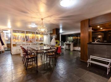 Casa · 500m² · 5 Quartos · 8 Vagas · Casa à venda em Perdizes com 5 suítes e 8 vagas