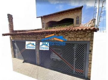 Fachada · Sobrado 515 mts² 4 Suítes + escritório 4 vagas Salão de festas Bela Vista