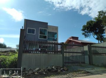 Casa · 190m² · 3 Quartos · 4 Vagas · Sobrado de alto padrão